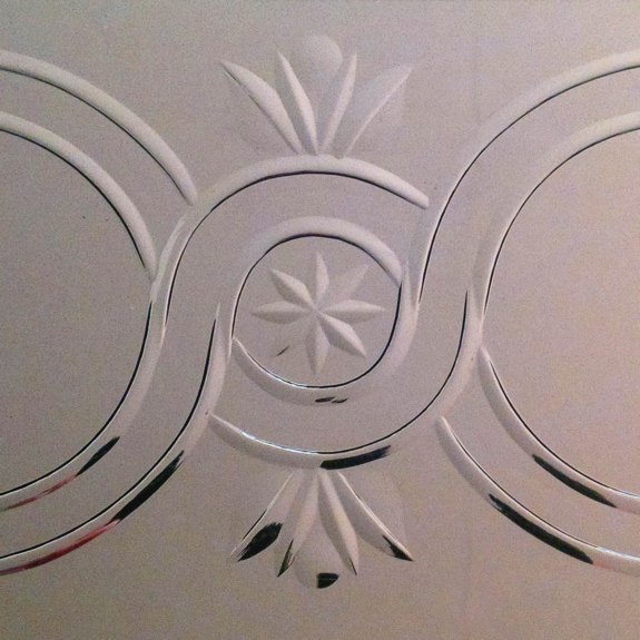Artus - from the Brilliant Cutting Traditional Designs portfolio | Ellison Art Glass